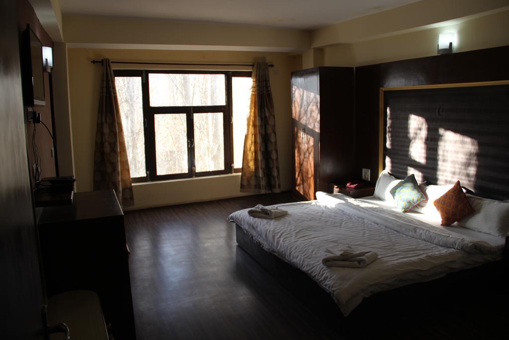The Auspicious Hotel Λεχ Εξωτερικό φωτογραφία
