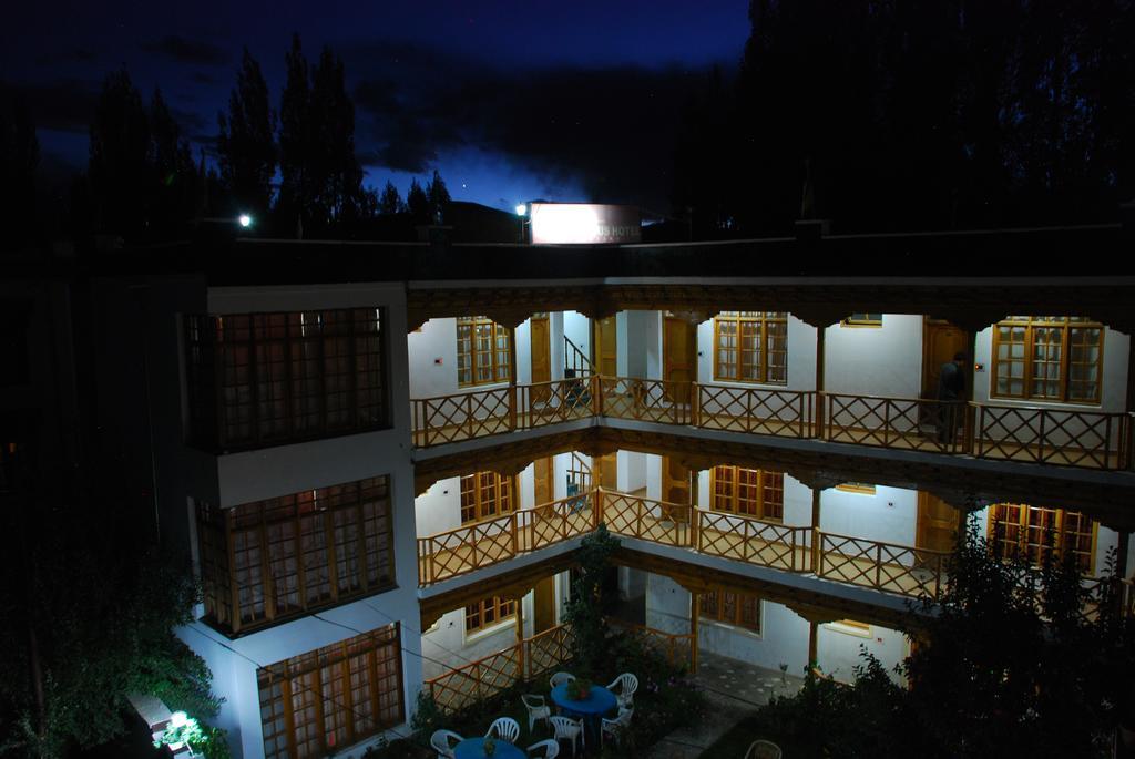 The Auspicious Hotel Λεχ Εξωτερικό φωτογραφία